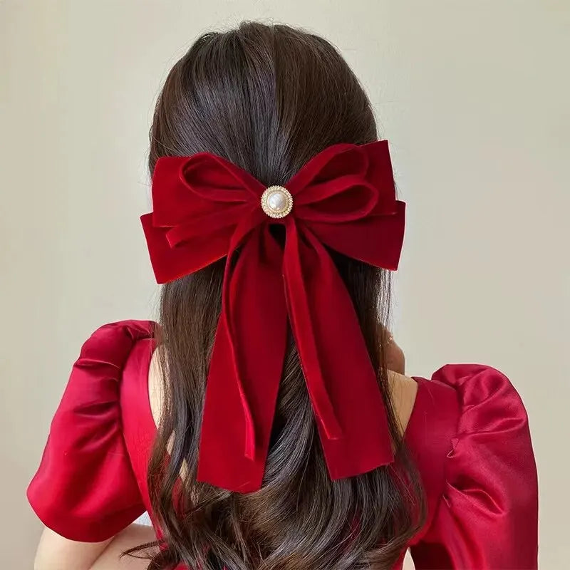 Vintage Velvet Bow with Pearl